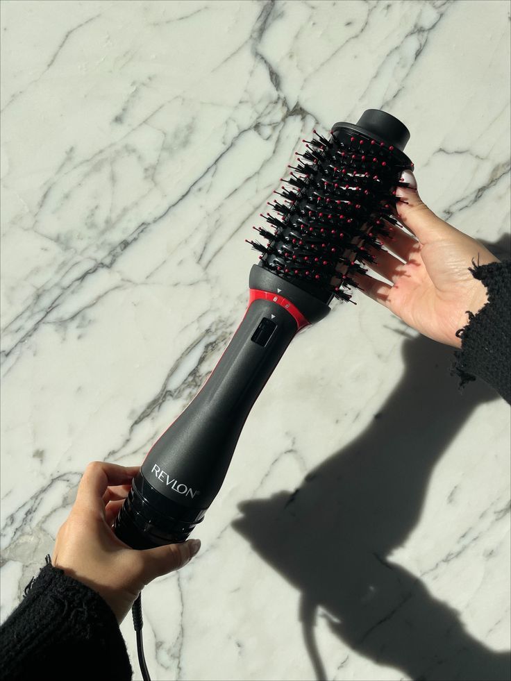 One-Step Hair Dryer & Volumizer Brush – Fast Drying & Salon-Style Styling