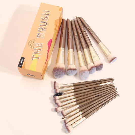 Professional 18-Piece Makeup Brush Set – Premium Soft Brushes for Flawless Makeup