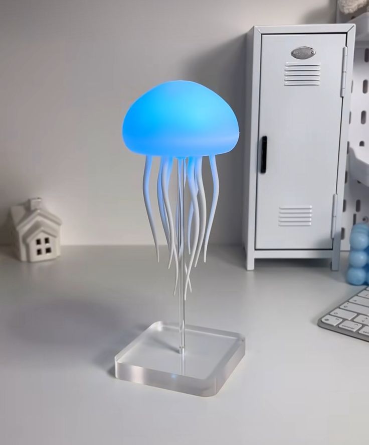 Floating Jellyfish Lamp – Relaxing Night Light