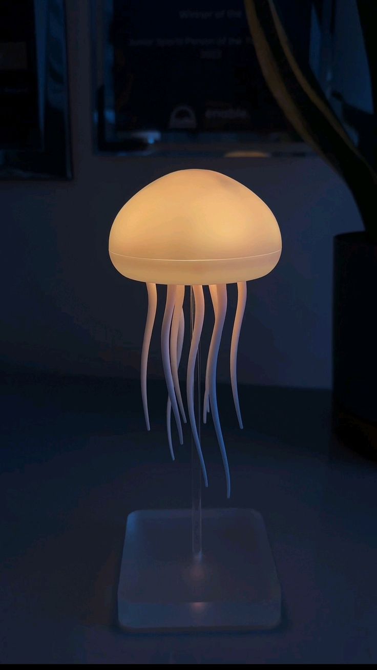Floating Jellyfish Lamp – Relaxing Night Light