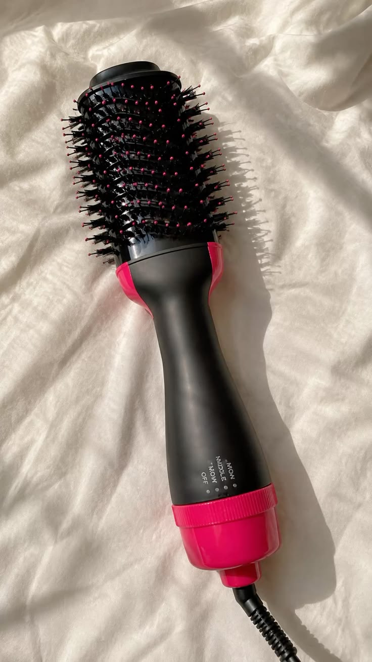 One-Step Hair Dryer & Volumizer Brush – Fast Drying & Salon-Style Styling